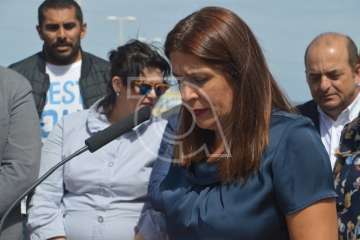 Descubrimiento de la placa de la calle que lleva el nombre de Sebastián Grisaleña (Foto TA)